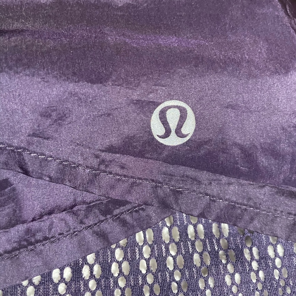 Lululemon wind breaker!
